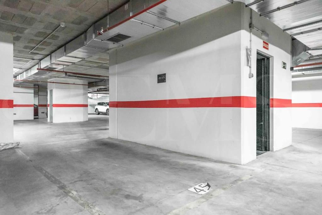 Cozy With Parking In The Center By Rems Apartamento