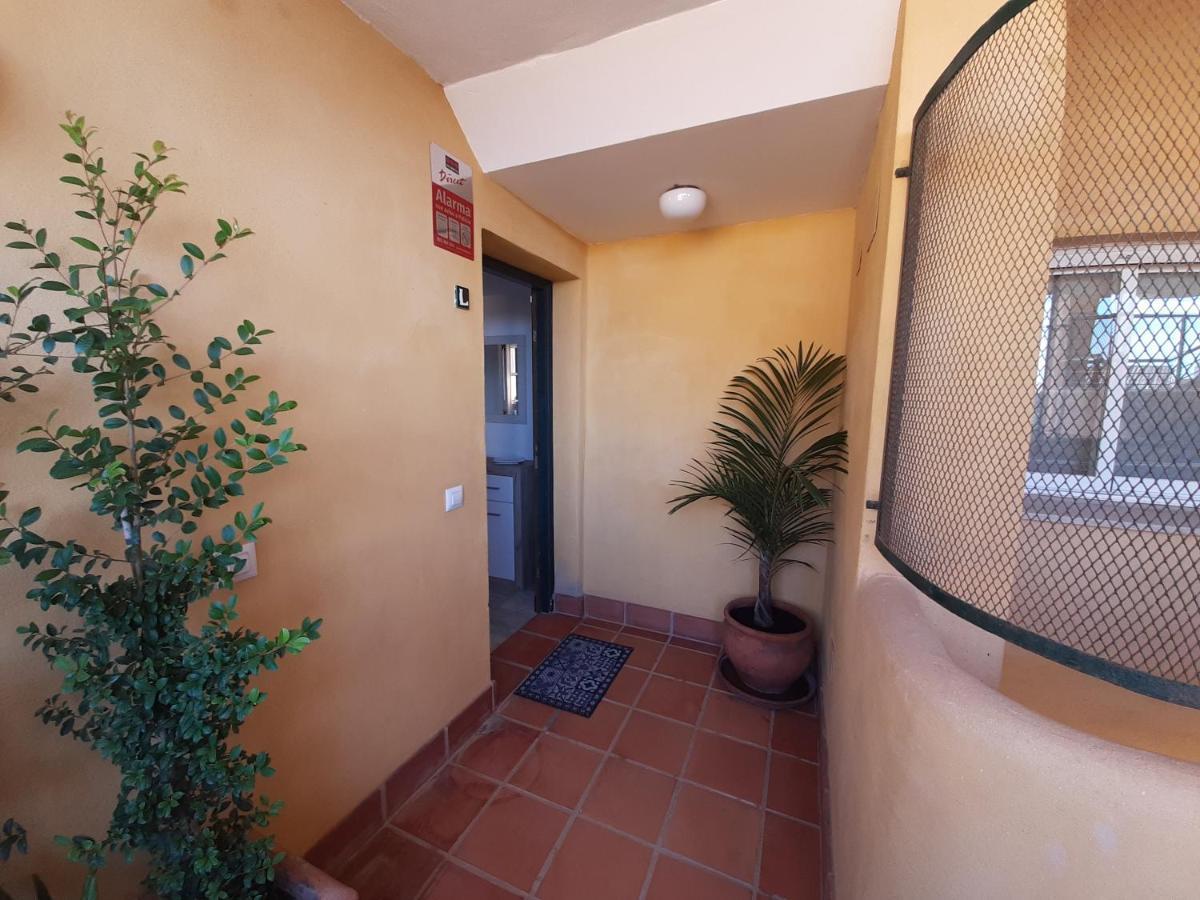 Apartamento Costa Del Sol, Apartamento Completo, Amplio Y Acogedor Con 3 Habitaciones, Piscinas, Riviera Del Sol, Mijas, *