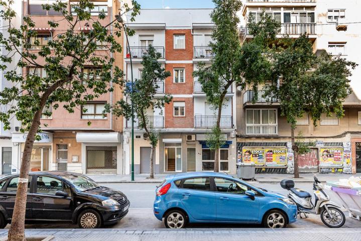 Piso Capuchinos Centrico Apartamento