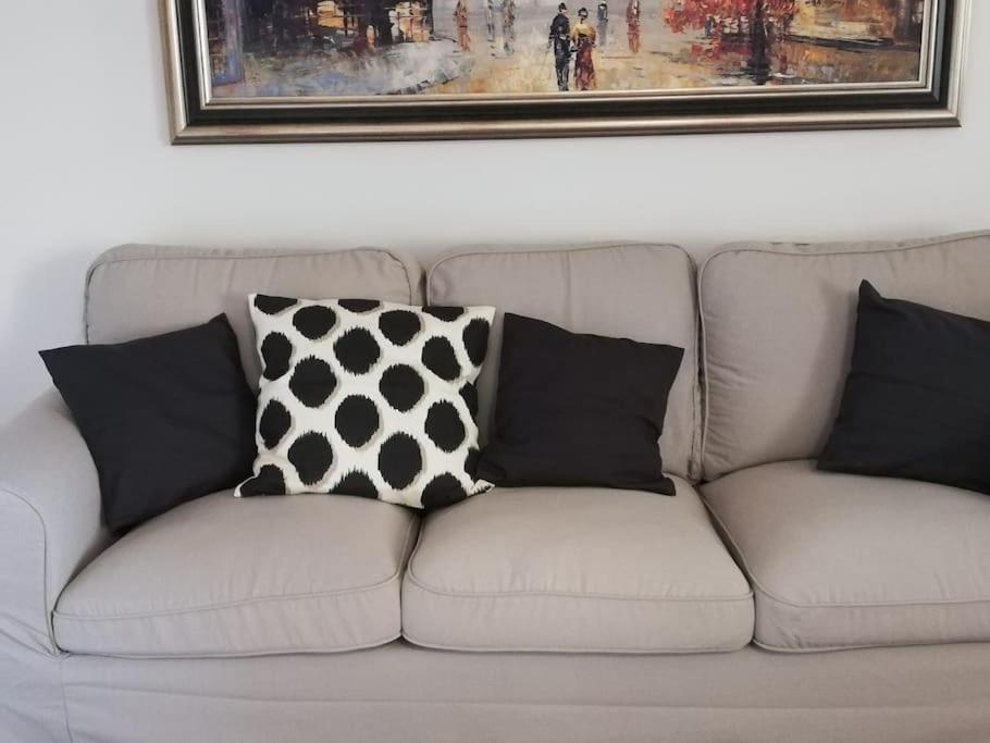 Apartamento Gran Piso En Zona Comercial *