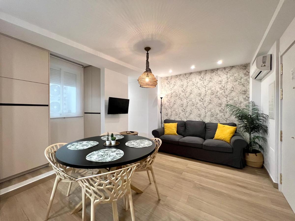 Apartamento Huerto & Private Patio In The Old Town By Ele Málaga