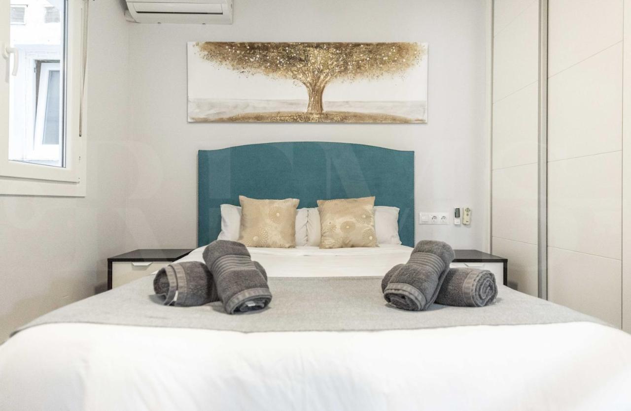 Cosy Flat With Private Balcony - Historic Center By Rems Apartamento Málaga