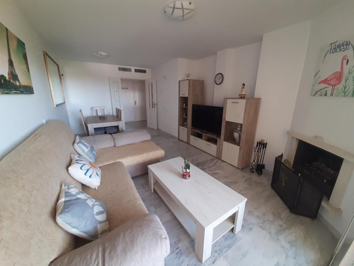 Apartamento Costa Del Sol, Apartamento Completo, Amplio Y Acogedor Con 3 Habitaciones, Piscinas, Riviera Del Sol, Mijas,