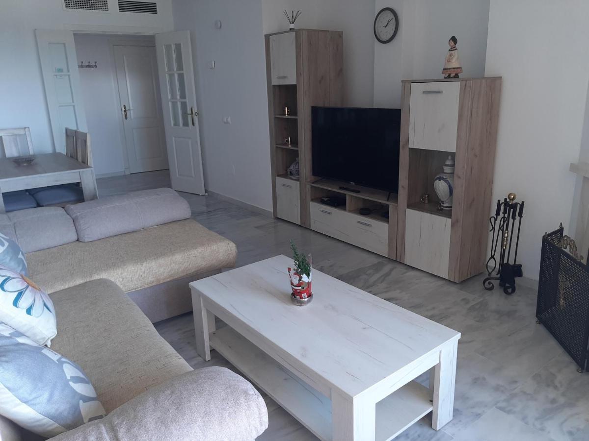 Apartamento Costa Del Sol, Apartamento Completo, Amplio Y Acogedor Con 3 Habitaciones, Piscinas, Riviera Del Sol, Mijas,