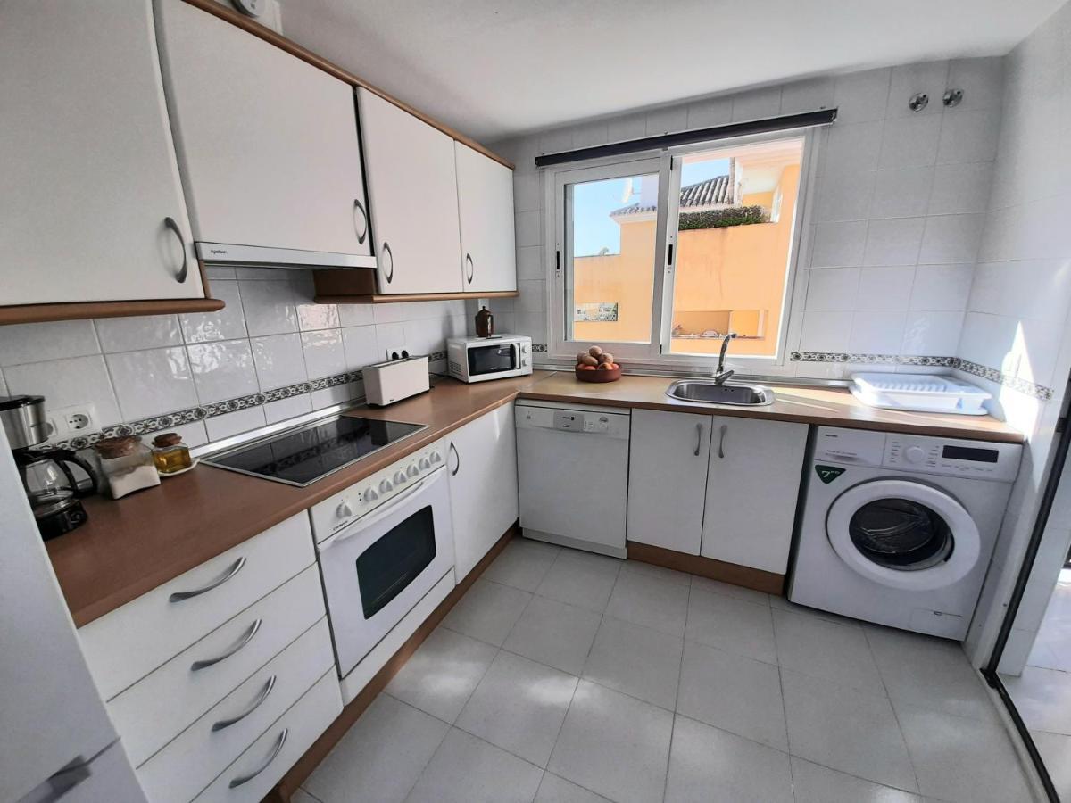 Costa Del Sol, Apartamento Completo, Amplio Y Acogedor Con 3 Habitaciones, Piscinas, Riviera Del Sol, Mijas, *