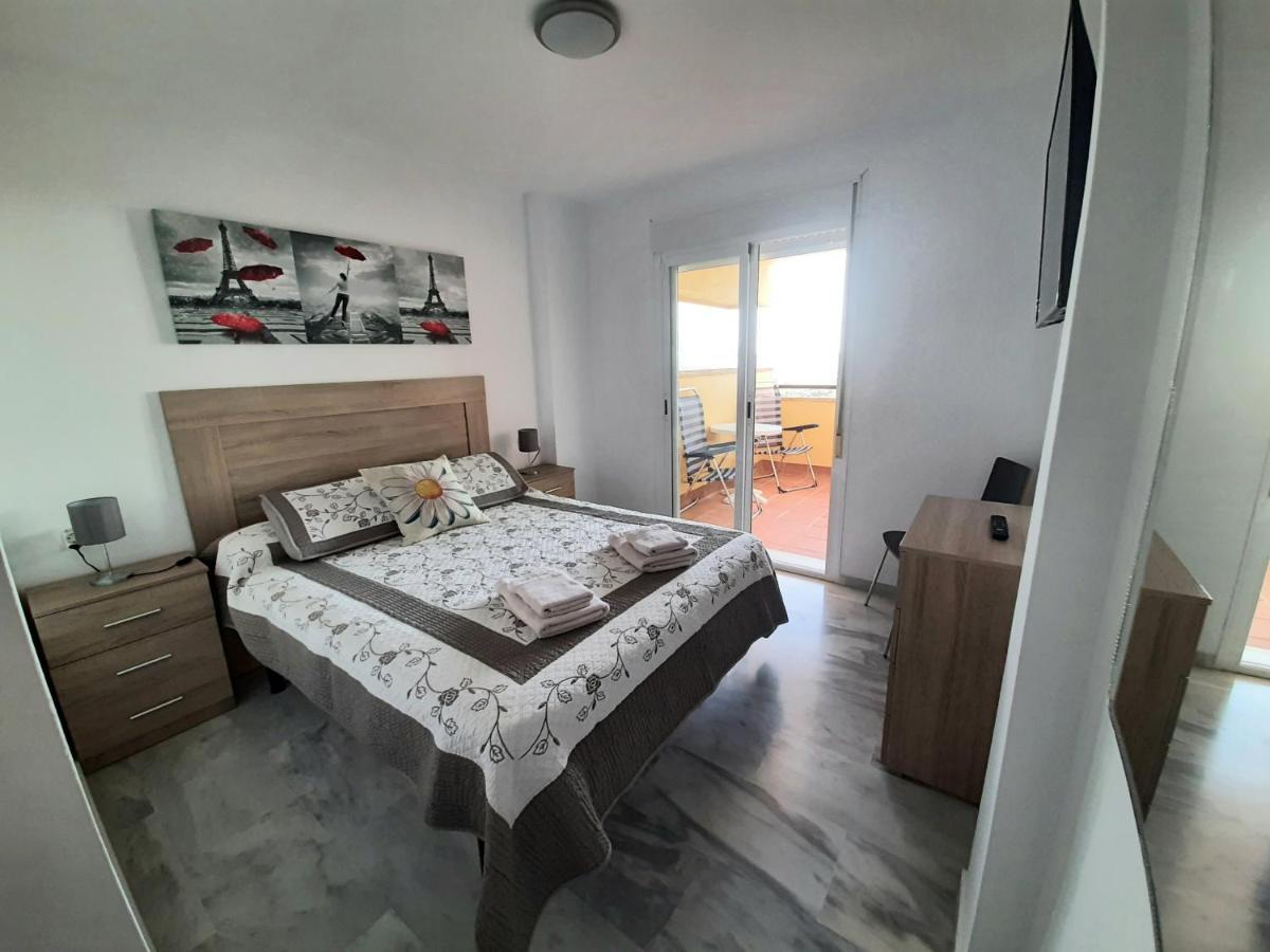 Costa Del Sol, Apartamento Completo, Amplio Y Acogedor Con 3 Habitaciones, Piscinas, Riviera Del Sol, Mijas, Apartamento *