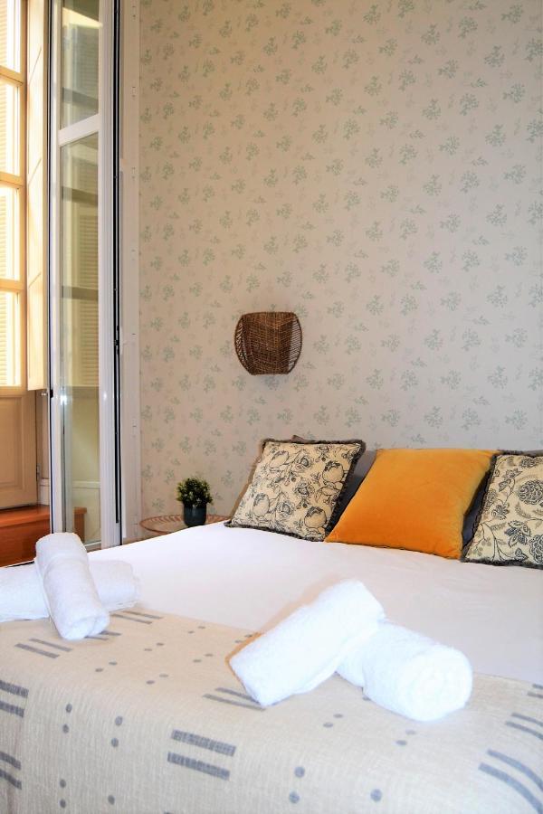Apartamento Coqueto Apartamento Junto A La Catedral De Málaga. *