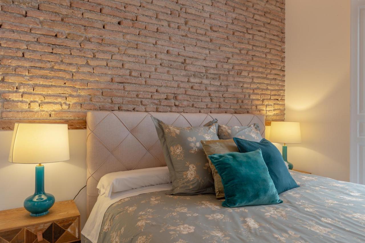 Wonderful With Three Bedrooms And Two Bathrooms In The Center Málaga