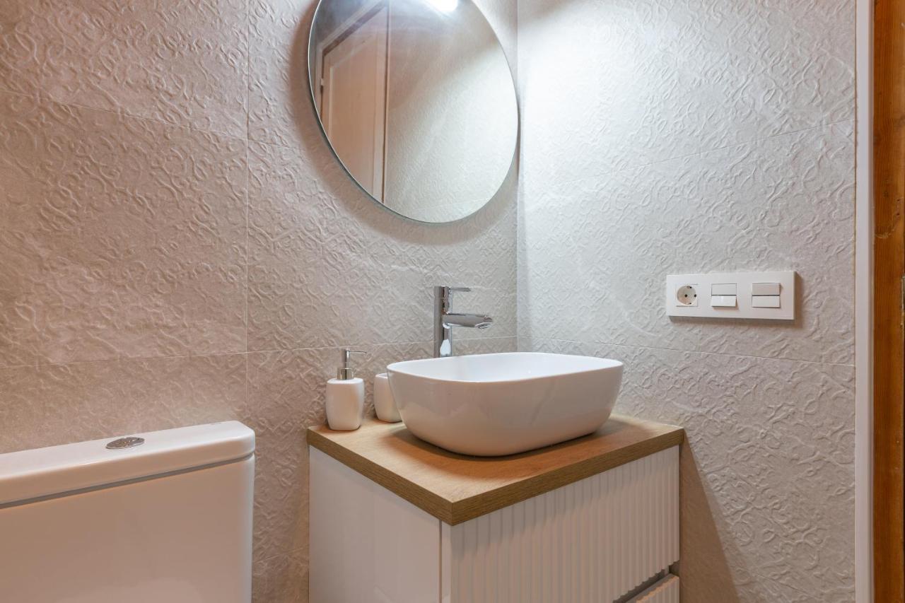 Wonderful With Three Bedrooms And Two Bathrooms In The Center Apartamento *