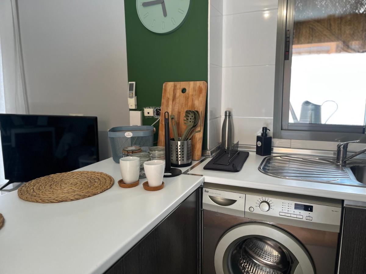Estudio Centrico Y Moderno En * Málaga