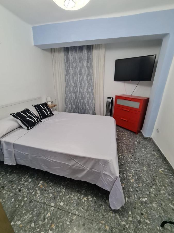 Glenys Habitación en casa particular Málaga