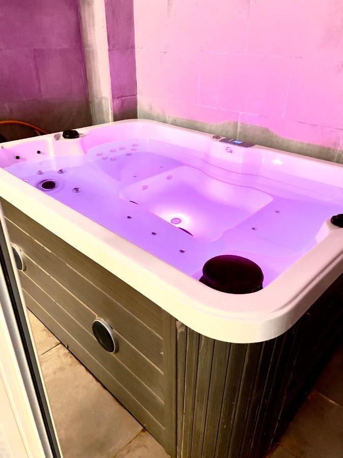 Relax - Private Jacuzzi/spa With 2bedrooms * Málaga