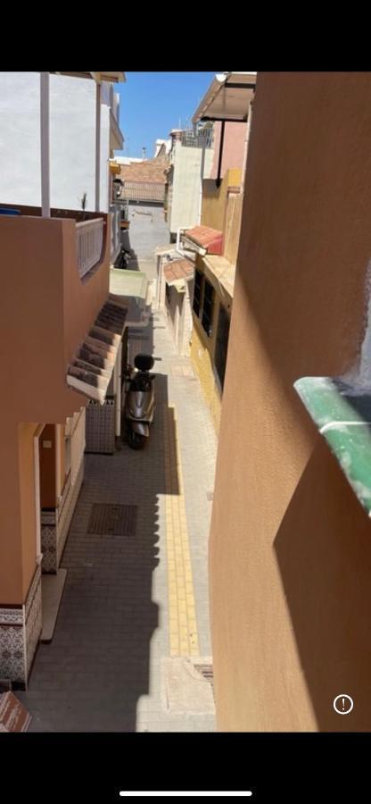 Brandnew Beachfront Apartamento *