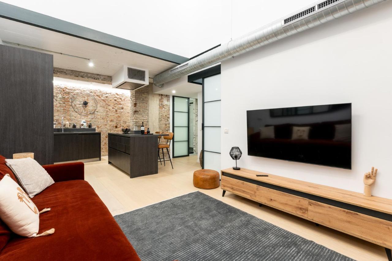 High Ceiling Gem In Heart Of Historic District Apartamento