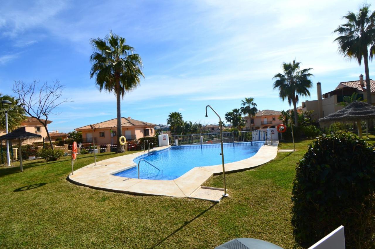 Сasa de vacaciones Lomas De Riviera 3 Bed Townhouse Málaga