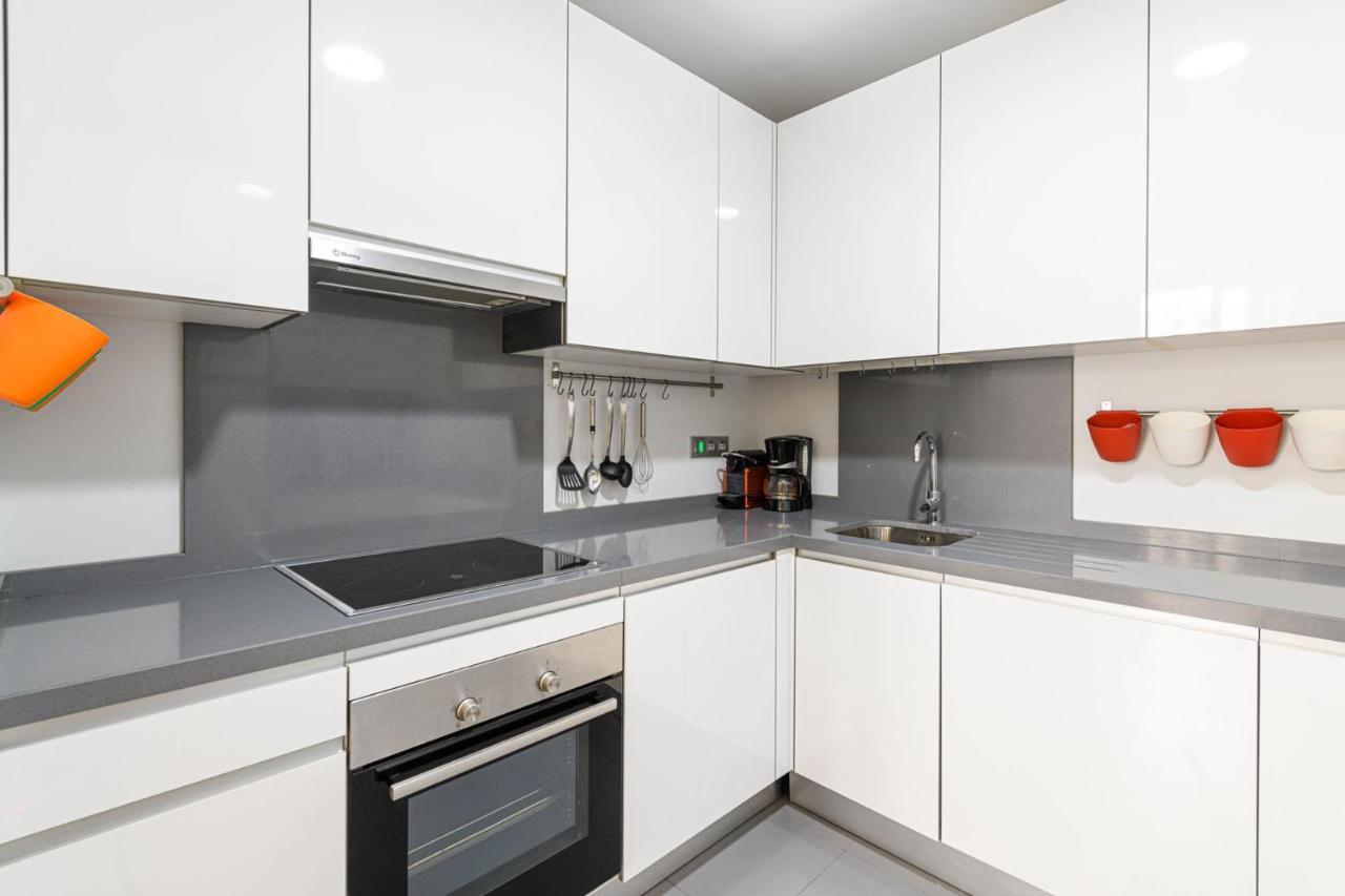 Sebastian Souviron In By Solaga Homes Apartamento *