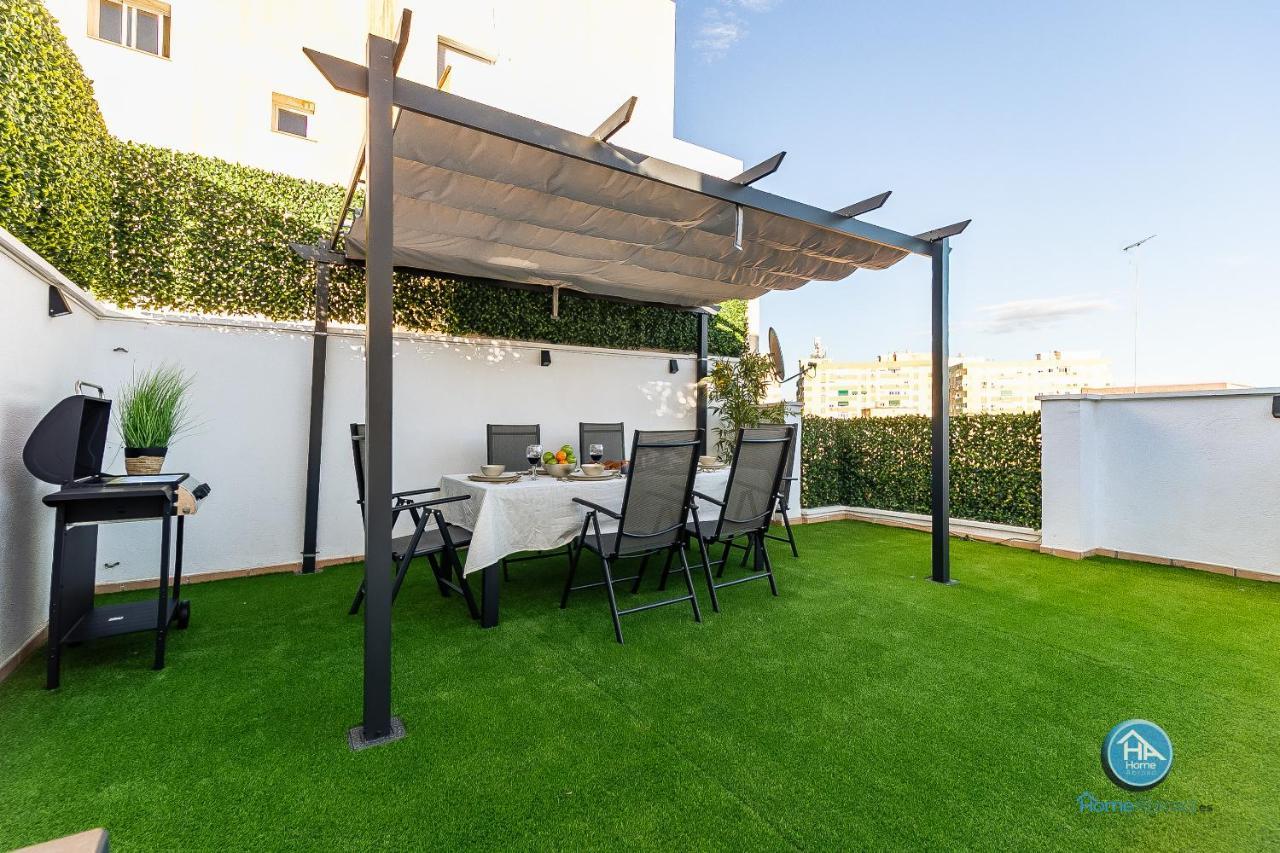 Premium Penthouse With Roof Terrace And Parking In Carlos Haya Málaga