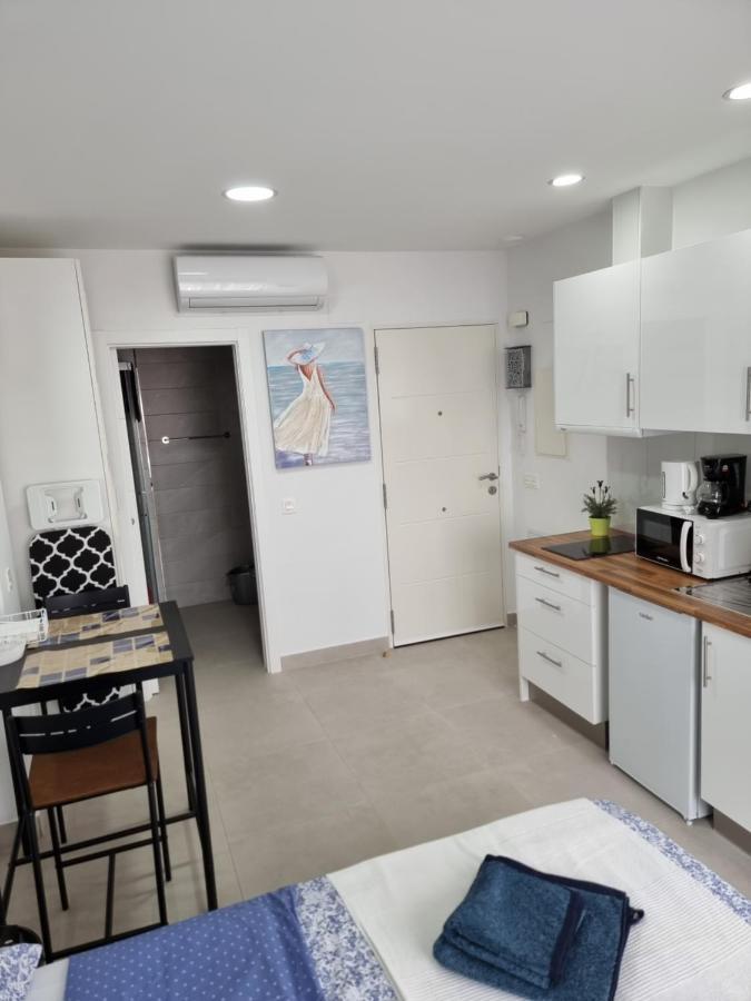 Elemar Free Luggage Storage Apartment Malaga