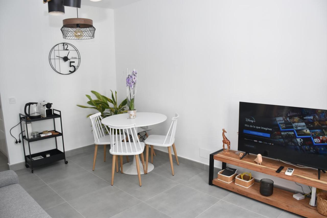 Port And -parking- Apartamento *