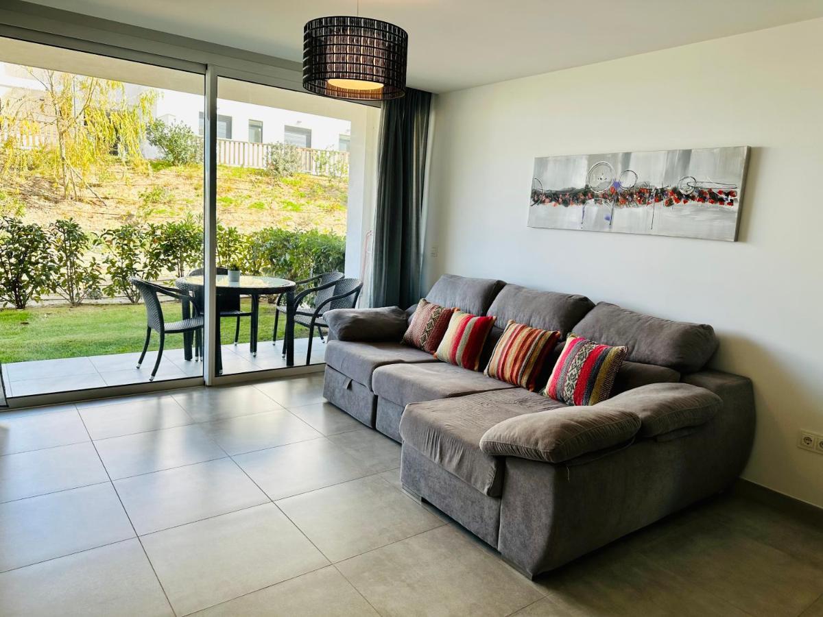 Apartamento 2-bedroom-apartment With A Terrace, Pool, Gym