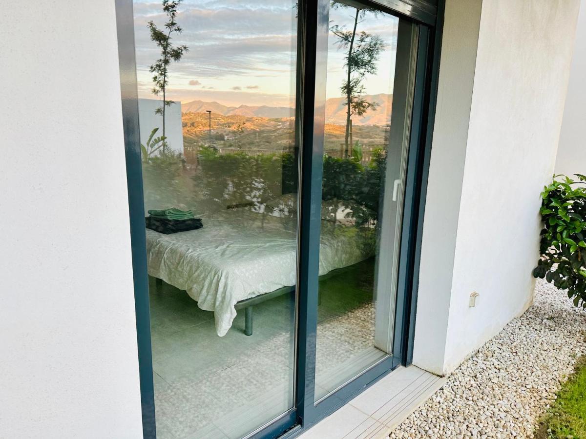 2-bedroom-apartment With A Terrace, Pool, Gym Apartamento *