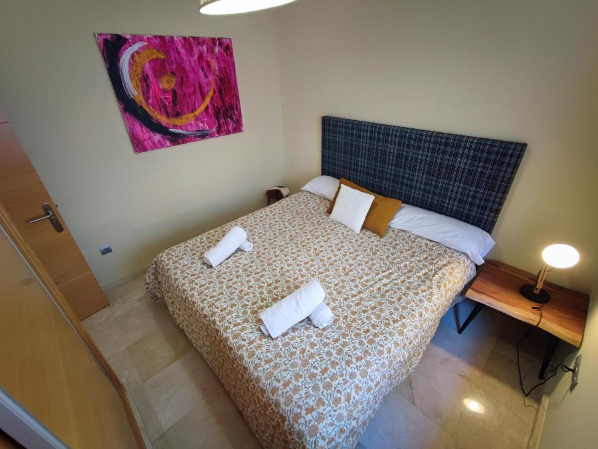 Aguilas Club Bed & Breakfast