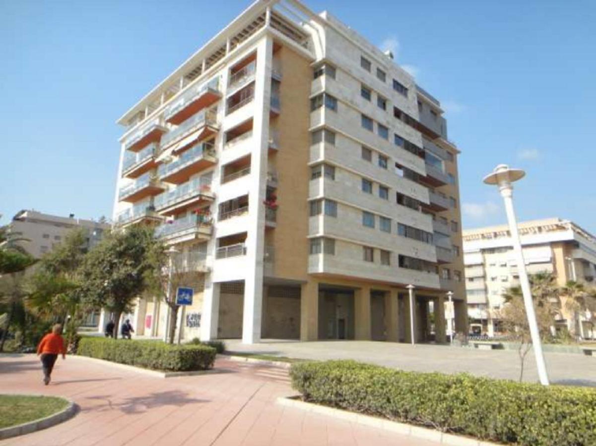 Paseo Marítimo Antonio Banderas