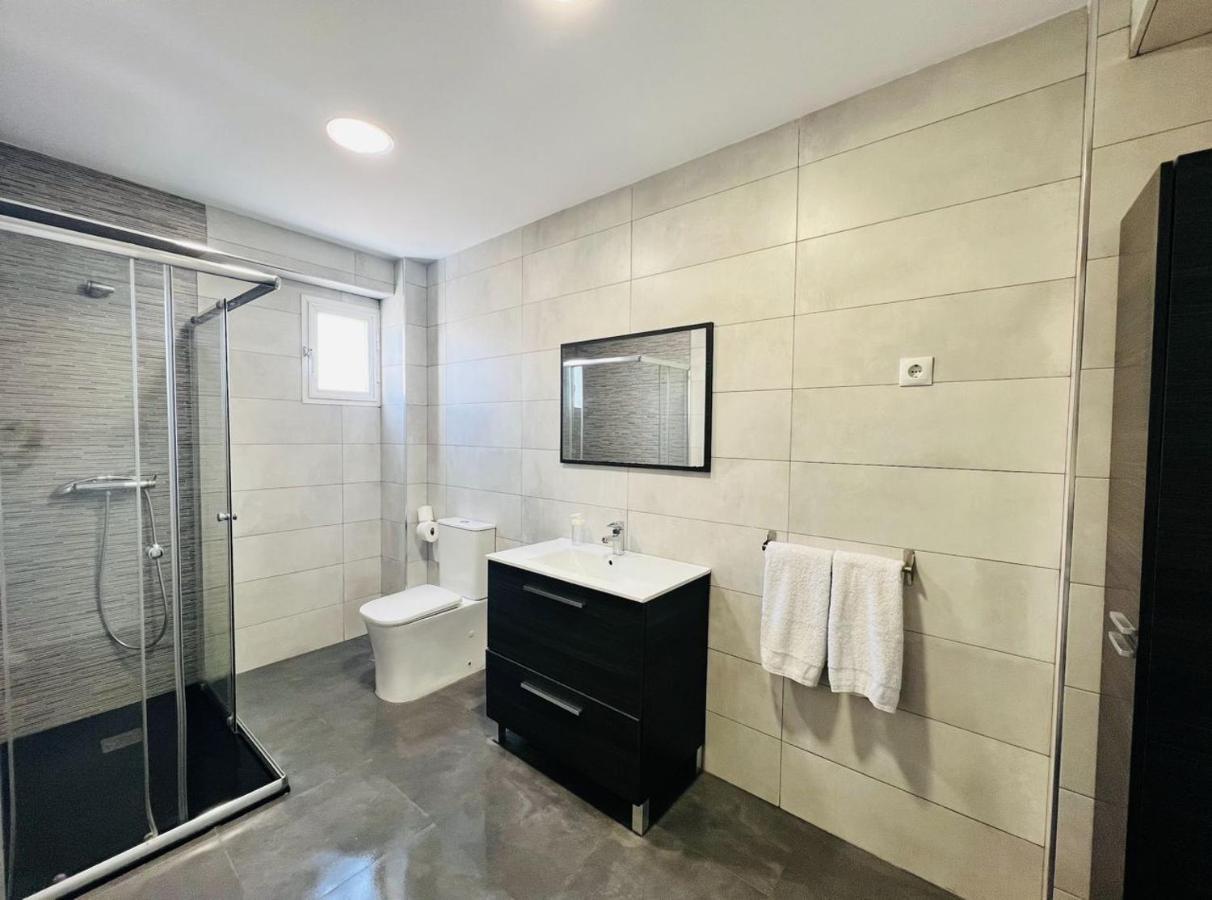 Holidays2malaga 2 Bedroom Armengual De La Mota Close Shopping Center Apartamento Málaga