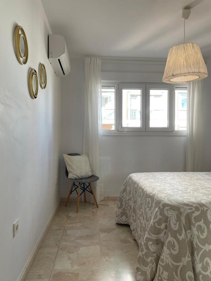 Malagadevacaciones - La Marea Apartment Malaga