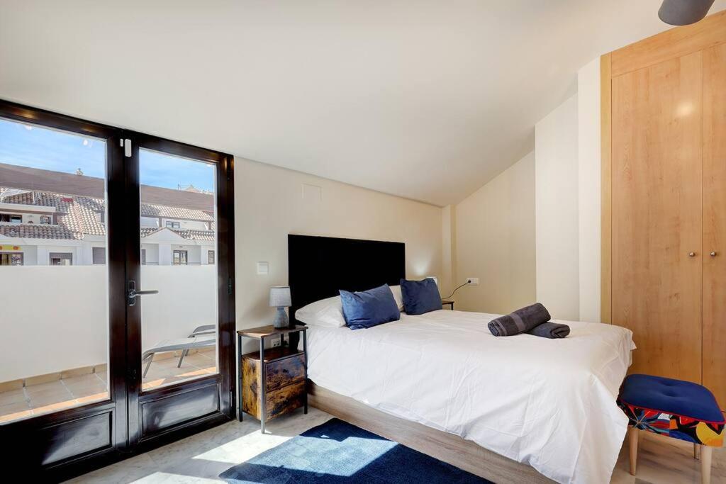 Stunning Modern Townhouse In Riviera Del Sol Malaga