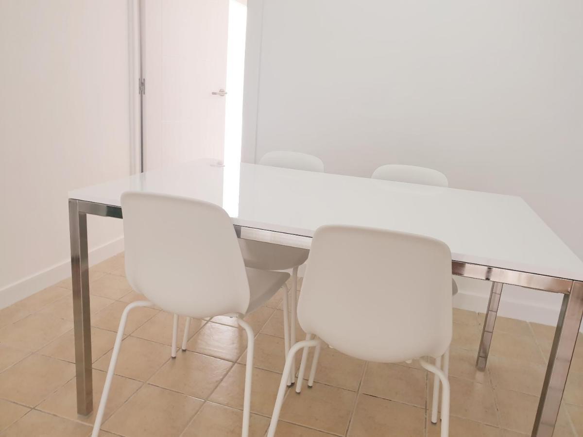 Economical Homes In Center Apartamento