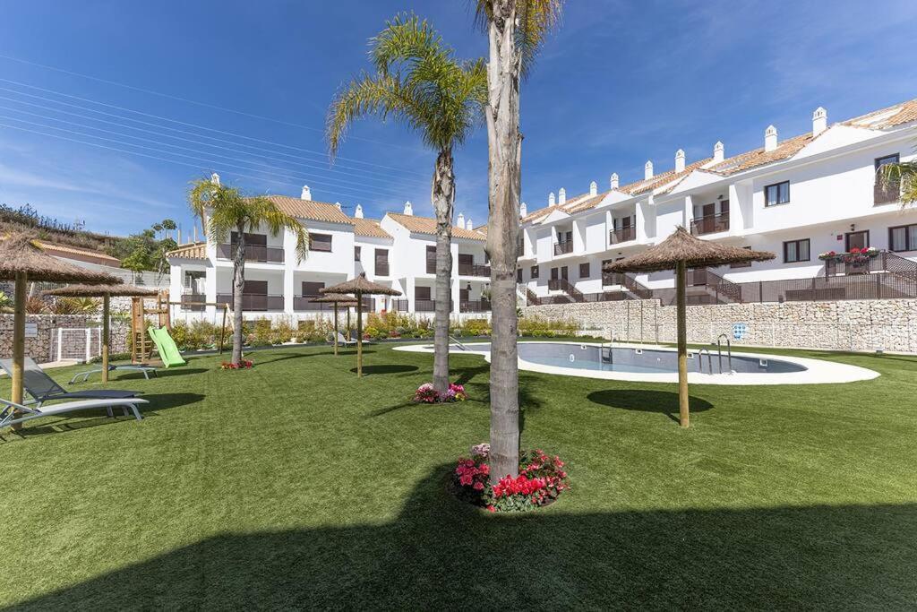 Stunning Modern Townhouse In Riviera Del Sol *