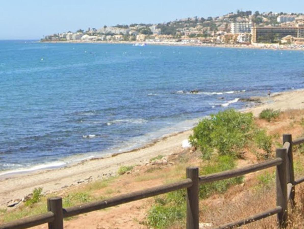 Apartamento Frente A La Playa. Vistas Al Mar. La Cala De Mijas Málaga
