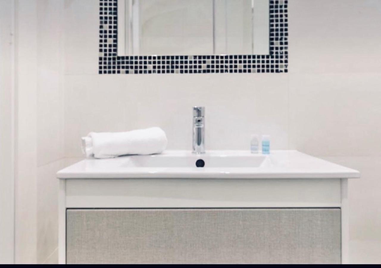 Apartamento Lovely At The Heart!