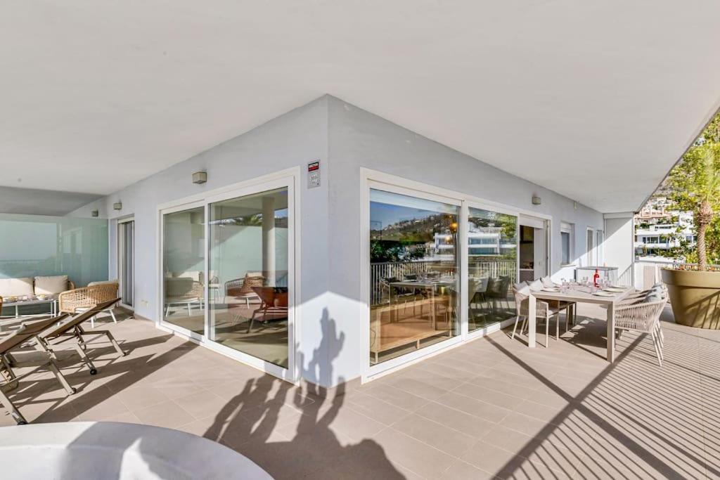 Stylish With Oceanview