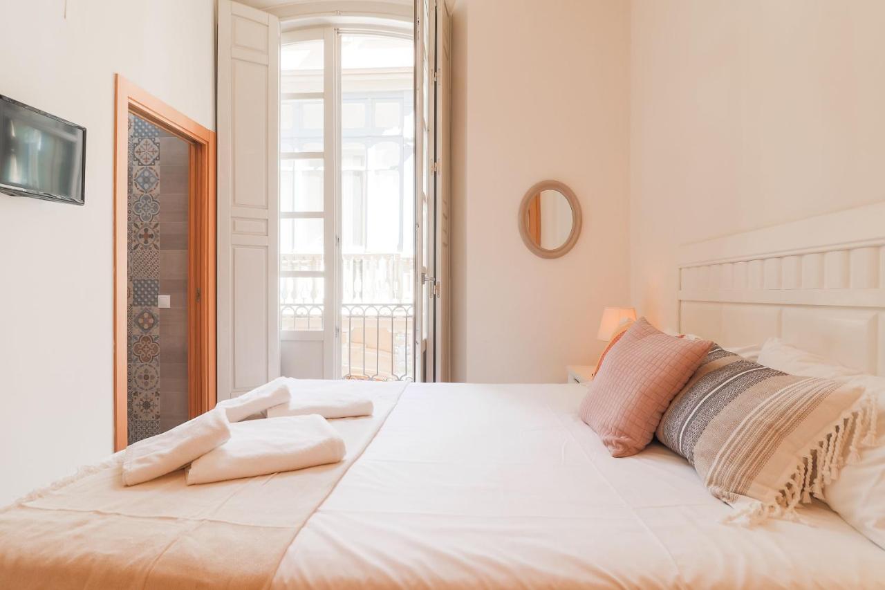 Flat 2 Bedrooms In The Center