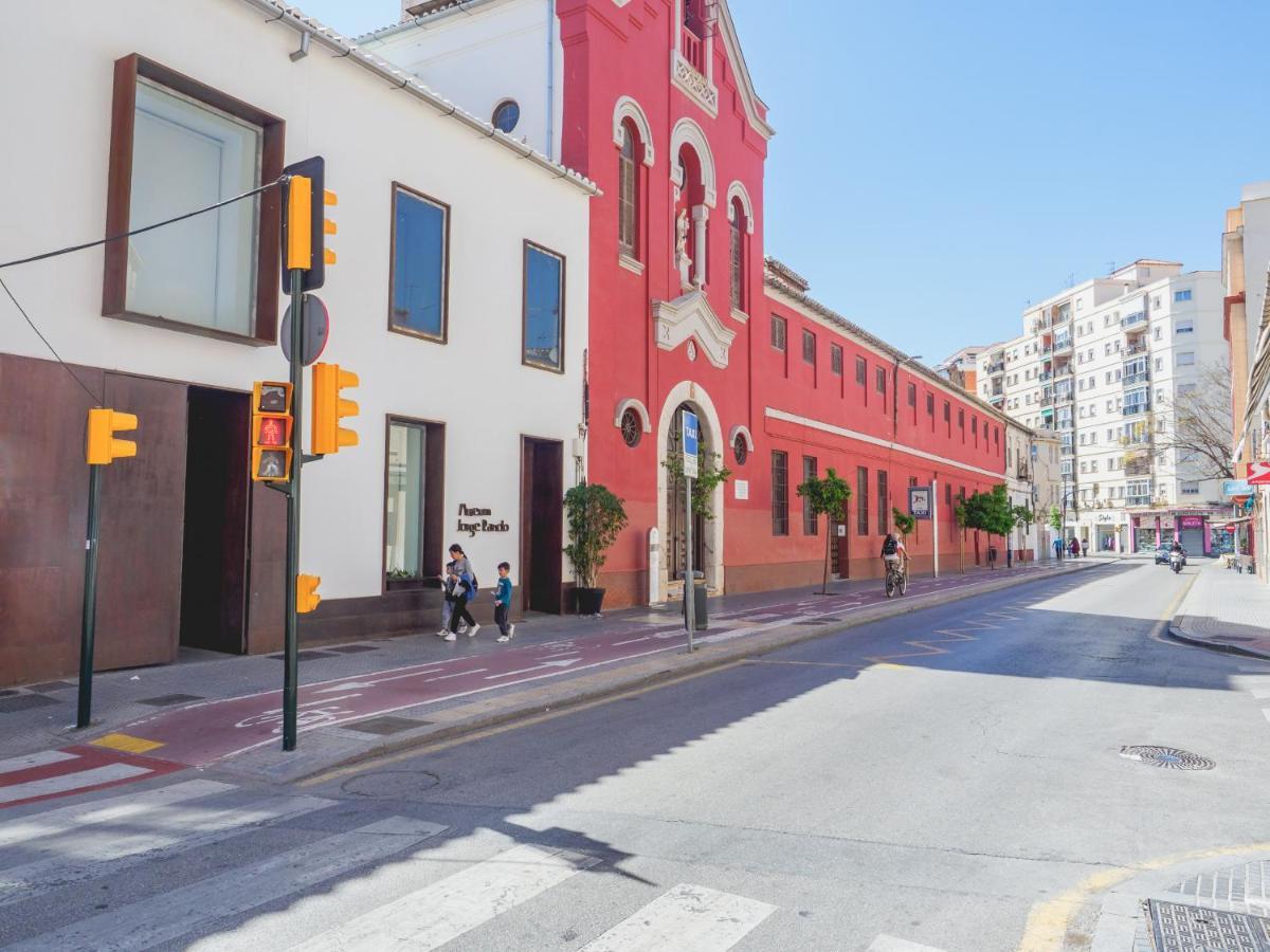Cubo's Center El Molinillo * Málaga