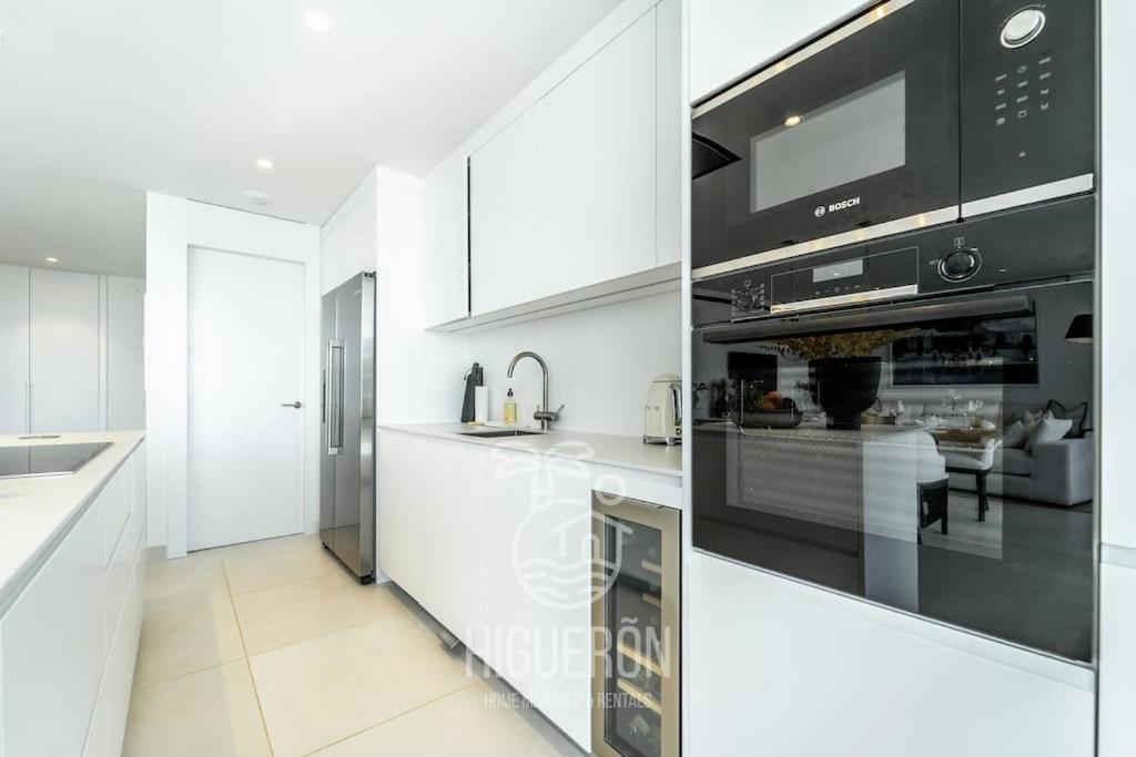 Higueronrentals Mikero Apartment *