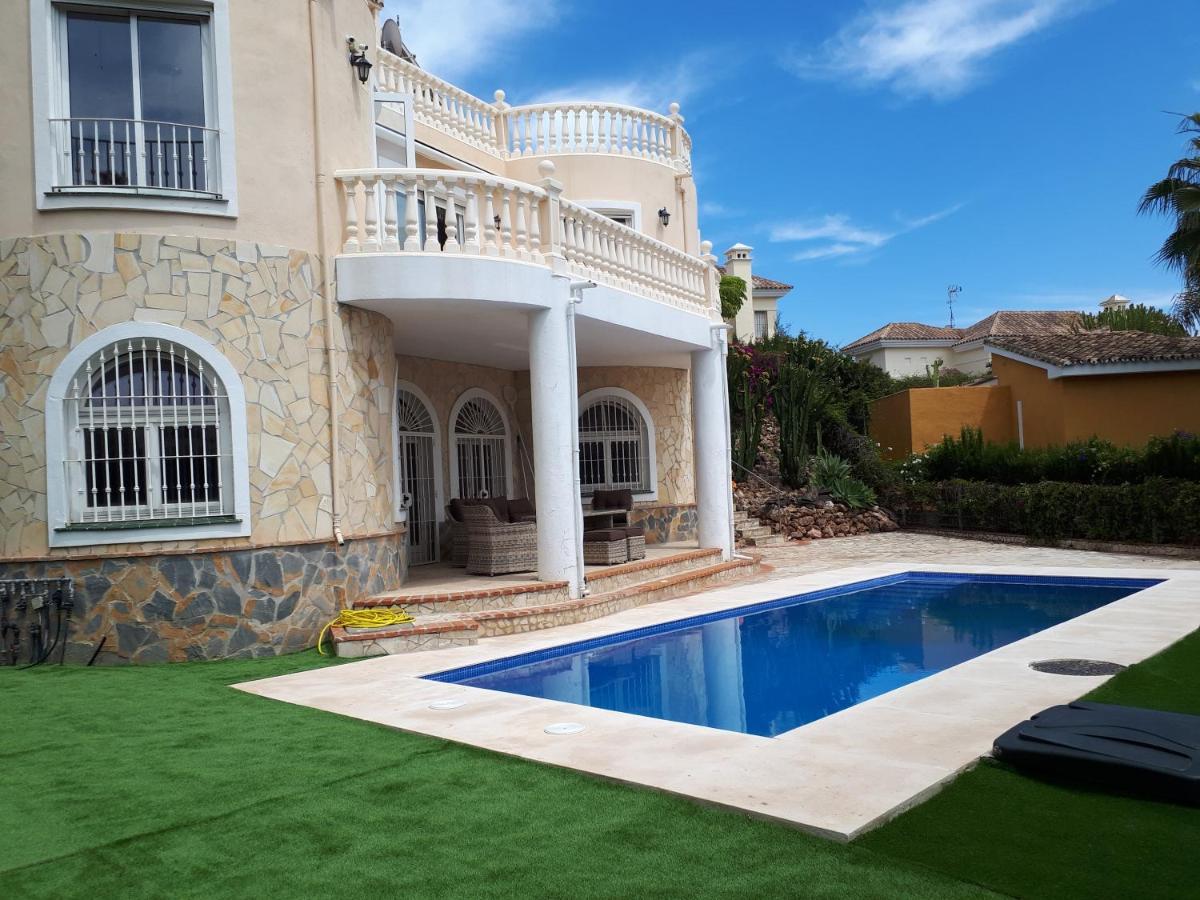 Bougainville Villa Malaga