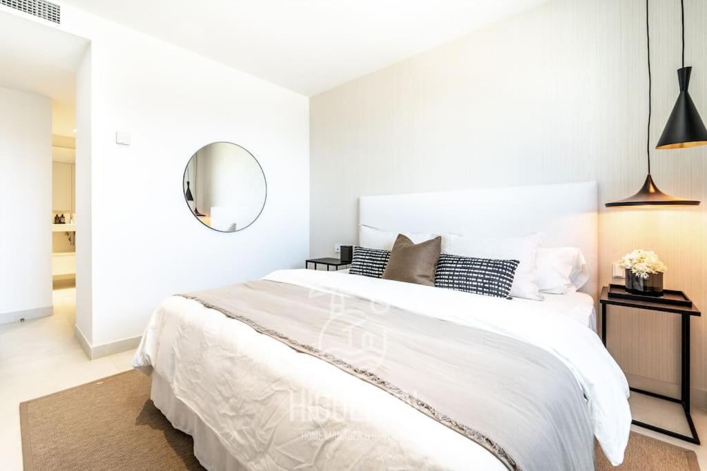 Apartment Higueronrentals Mikero *