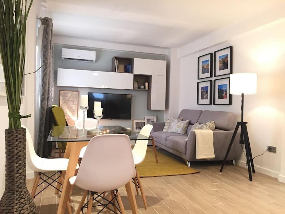 Apartamento New Luxury House In The Center! Nuevo Piso De Lujo En El Centro. *