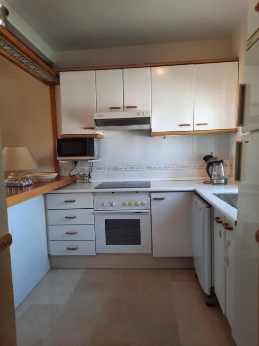 Cozy Nearly Sea,tennis,bars And Other Malaga