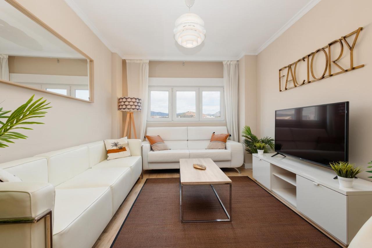 Apartamento In The Historic Center Of Malaga, Very Close To The And The Ave Train Station, With Private Parking *