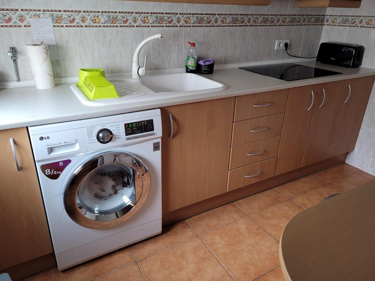 Apartamento De Tres En Carranque Apartamento *