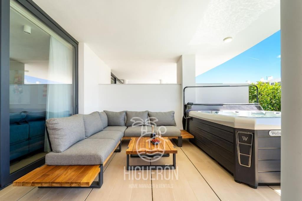 Apartment Higueronrentals Greenhouse
