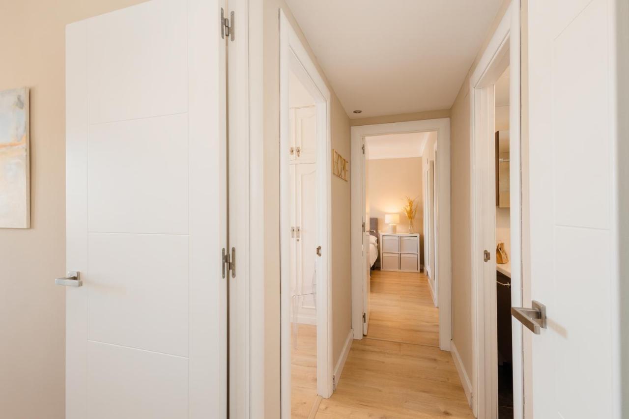 Apartamento In The Historic Center Of Malaga, Very Close To The And The Ave Train Station, With Private Parking *