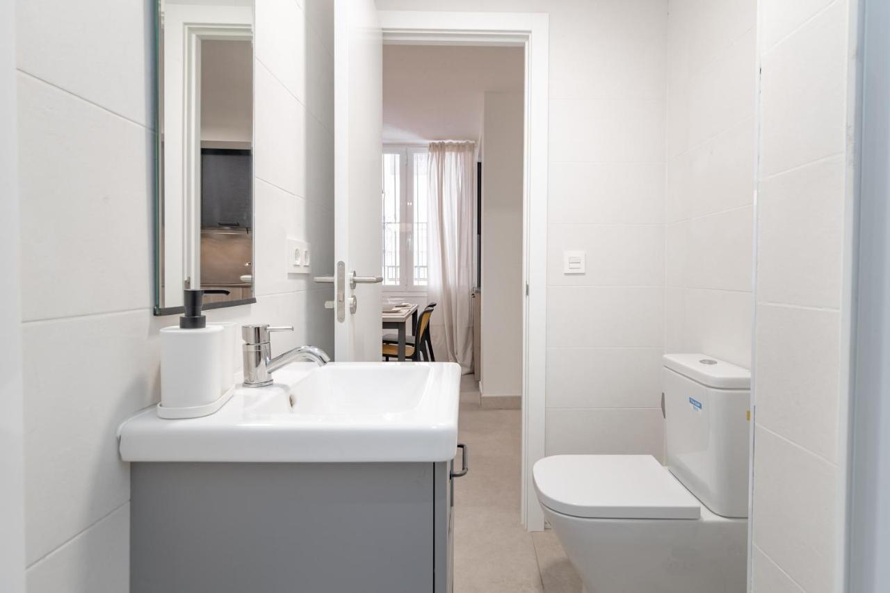 C23 Lovely 4 Bedroom Close To Maria Zambrano