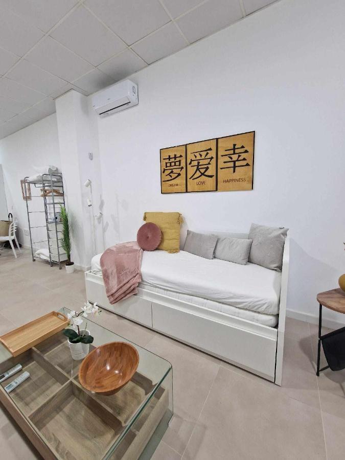 Apartamento Moderno 4 En Calle Marmoles Málaga