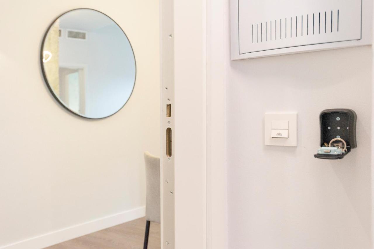 Apartamento A Tu Ritmo! Edificio Muy Tranquilo Y Moderno! Málaga