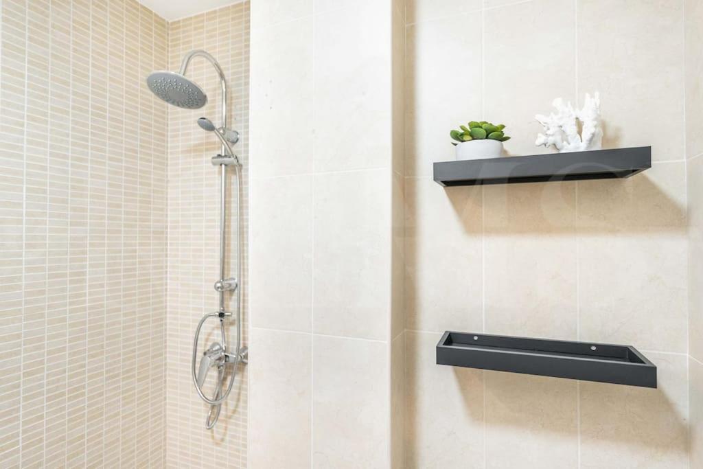 Chic Intimate In The Heart Of By Rems